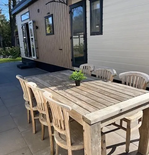 Domek alpejski Modern Chalet, Family Oriented Near The Forest And Harderwijk