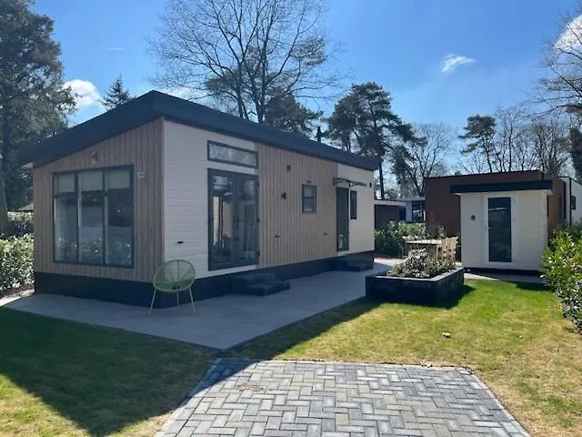 Modern Chalet, Family Oriented Near The Forest And Harderwijk