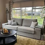 Modern Chalet, Family Oriented Near The Forest And * Harderwijk